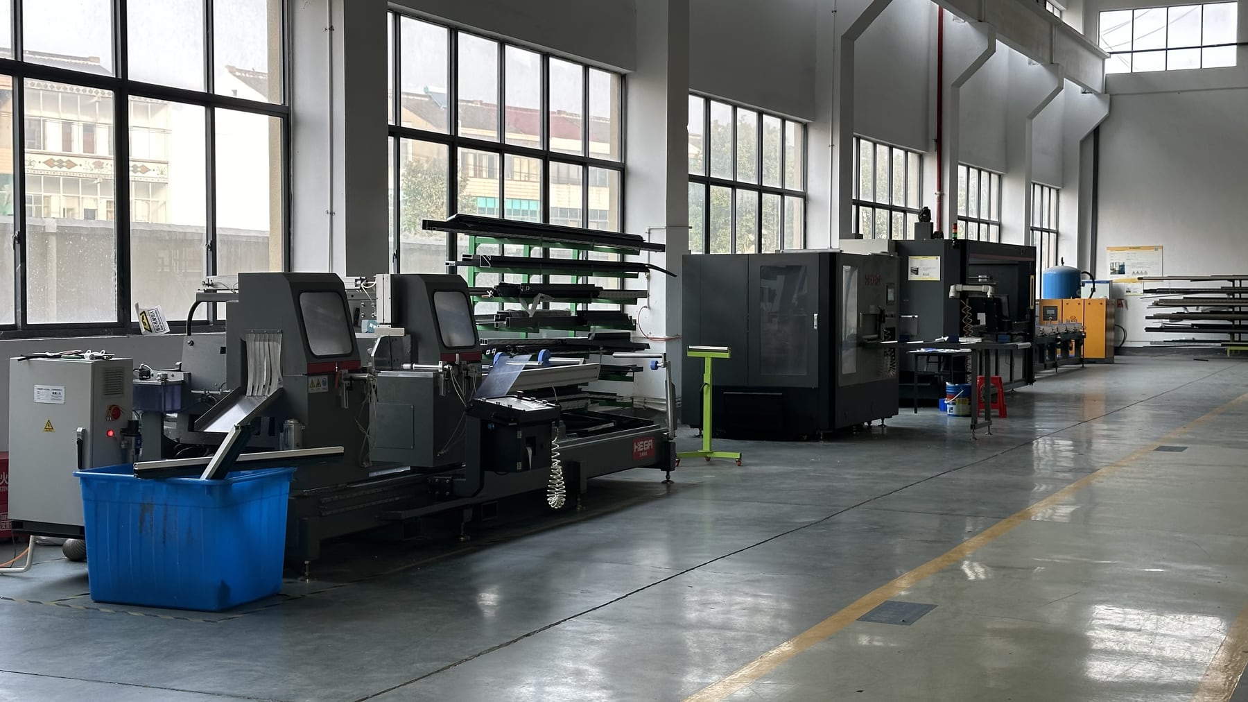 Profile machining centers inside the ROTIN factory
